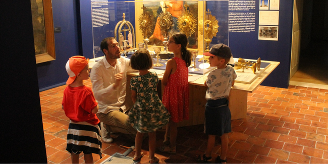 Château de Ste Suzanne CIAP Laval Mayenne enfants animations ateliers vacances patrimoine ludique découverte