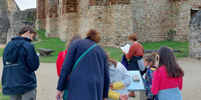 Jeu de piste en famille " L'affaire Marie Bruneau" au Château de Ste Suzanne