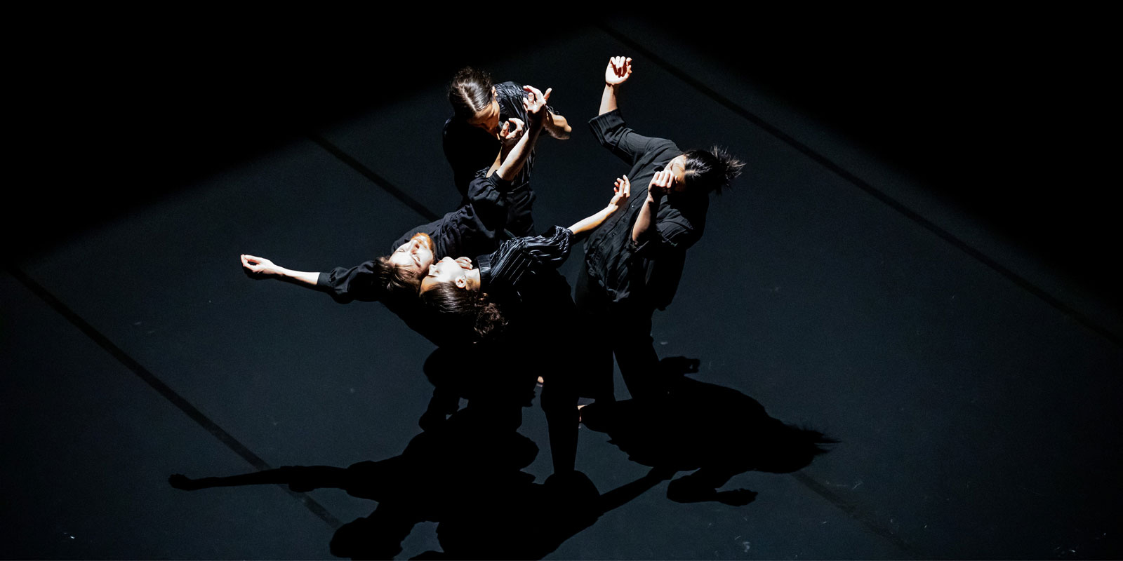 Spectacle de danse familial "Les Yeux Fermés" au Théâtre de Laval