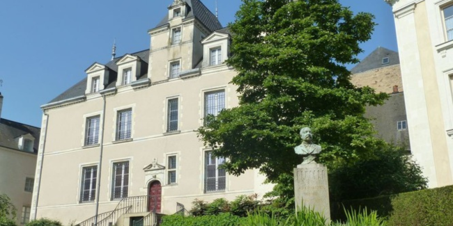 Atelier adulte-enfant "frissons au musée", Festival Aire de jeunesse(s) #3, Le Carré, Château-Gontier