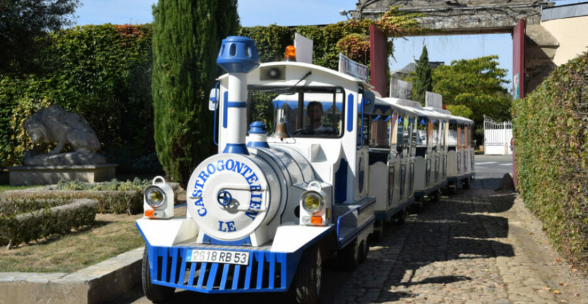 Visite "Gontierama en petit train", en famille, Château-Gontier