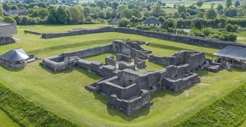 Visite commentée, "De curieuses ruines", en famille, Musée archéologique de Jublains