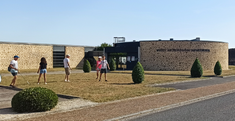 Une visite spécifique "L’art d’être grands-parents !", musée archéologique de Jublains