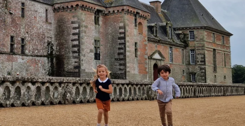 Le château de Carrouges (Orne), un château de contes de fées...