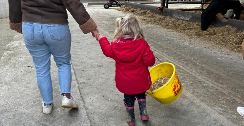 Printemps à la ferme : atelier petit fermier, 6 - 12 ans, ferme pédagogique du Coudray, St-Germain-de-Coulamer