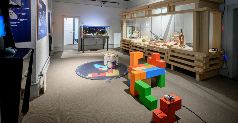 Exposition "De la case au pixel", en famille, Musée du château de Mayenne