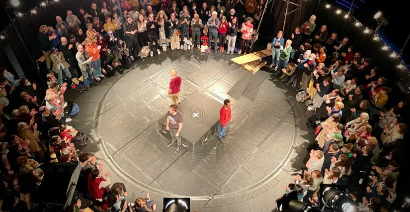 © L'Avant Courrier Cirque "De bonnes raisons ", dès 10 ans, Le Carré, Laigné