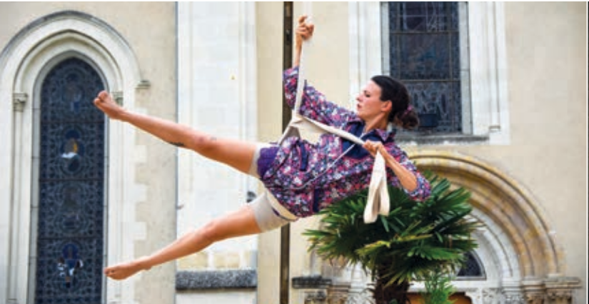 LES HEURES SUSPENDUES : spectacle de cirque "nôt pièce", en famille, Le Carré, Château-Gontier