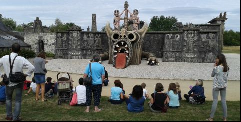 Visites famille, à partir de 4 ans Musée Robert Tatin, Cossé-le-Vivien vacances Mayenne enfants